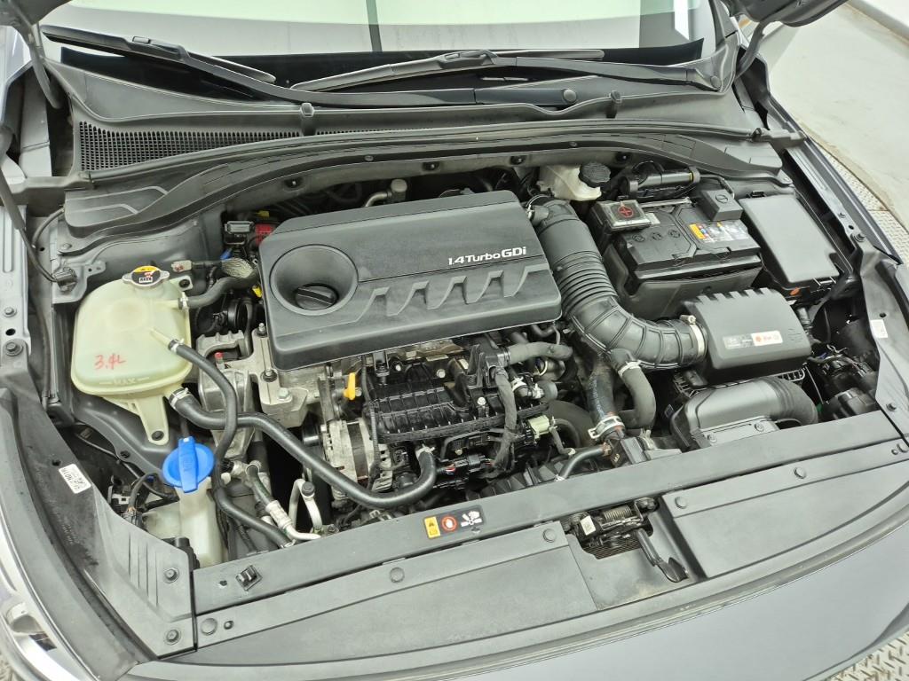 HYUNDAI i30 - Vista 6