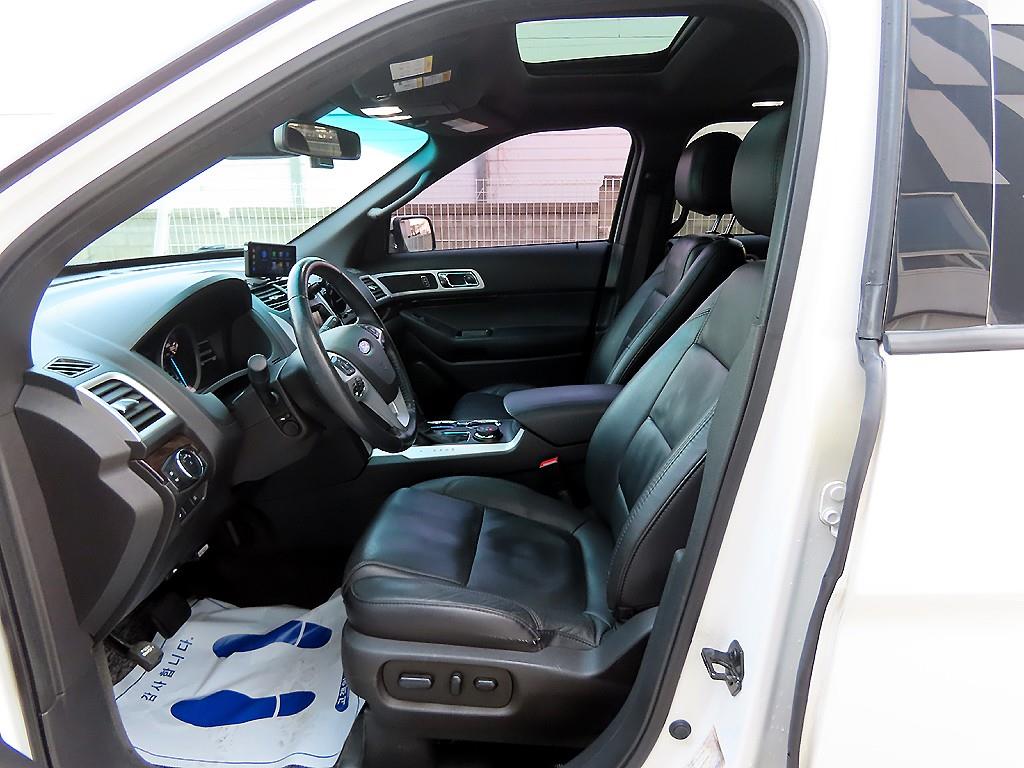 Ford Explorer - Vista 5