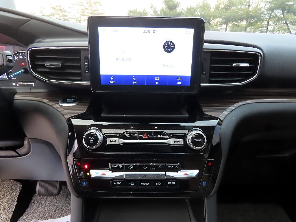 Ford Explorer - Vista 12