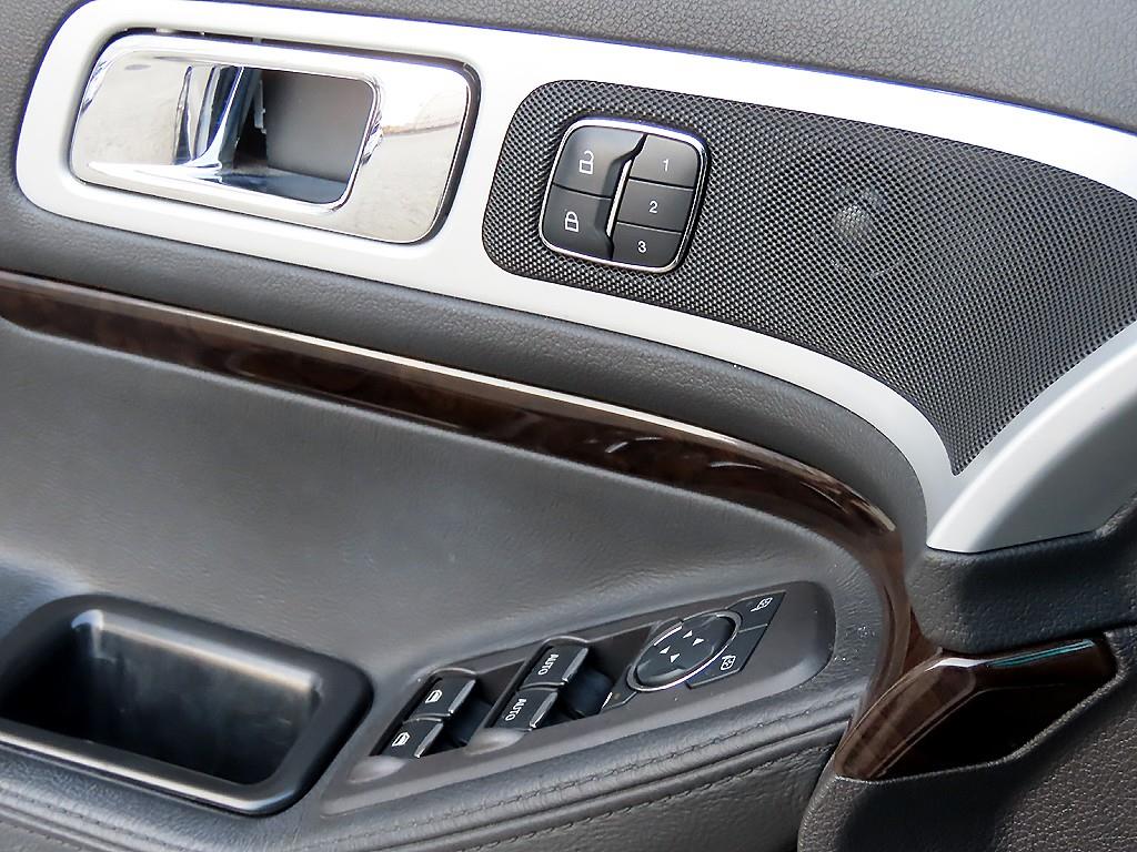 Ford Explorer - Vista 11