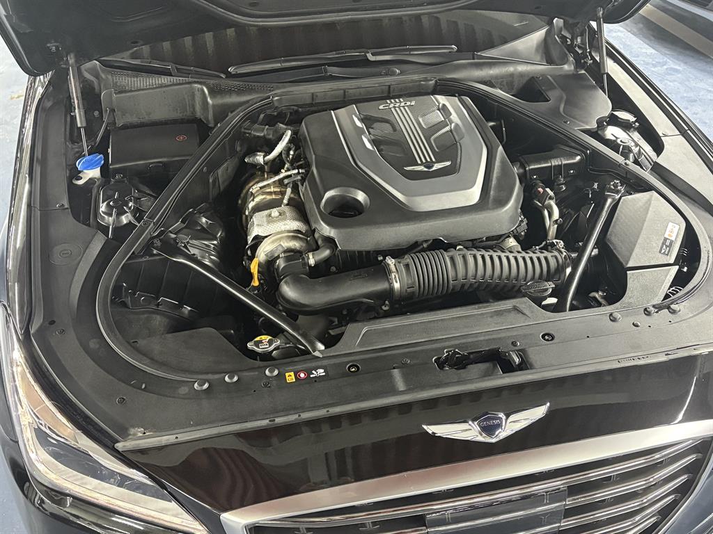 Genesis G80 - Vista 7