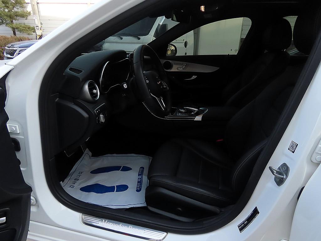 Mercedes Benz C Class - Vista 5