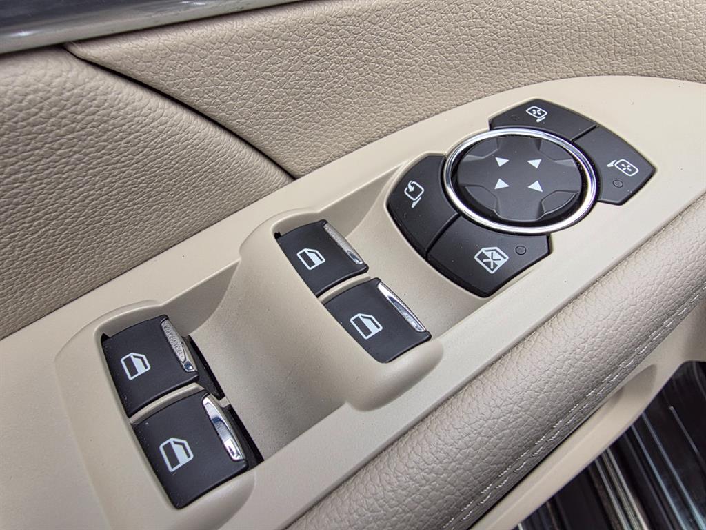 Ford Explorer - Vista 9