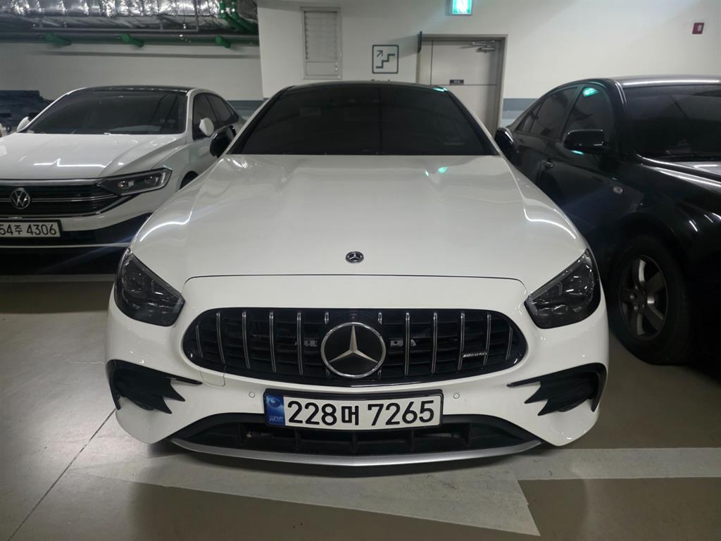 Mercedes Benz E class 2022 Blanco - Importación desde Corea - HF Imports Iquique - Foto 1