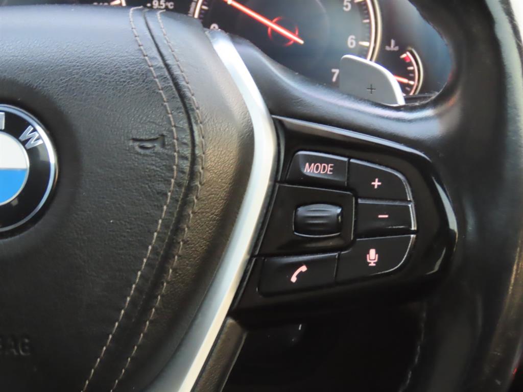 BMW 5 Series 2018 Negro - Importación desde Corea - HF Imports Iquique - Foto 11