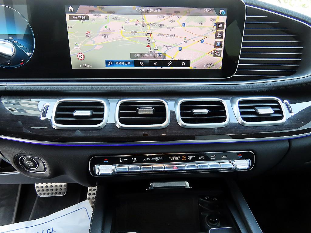 Mercedes Benz GLE Class - Vista 12