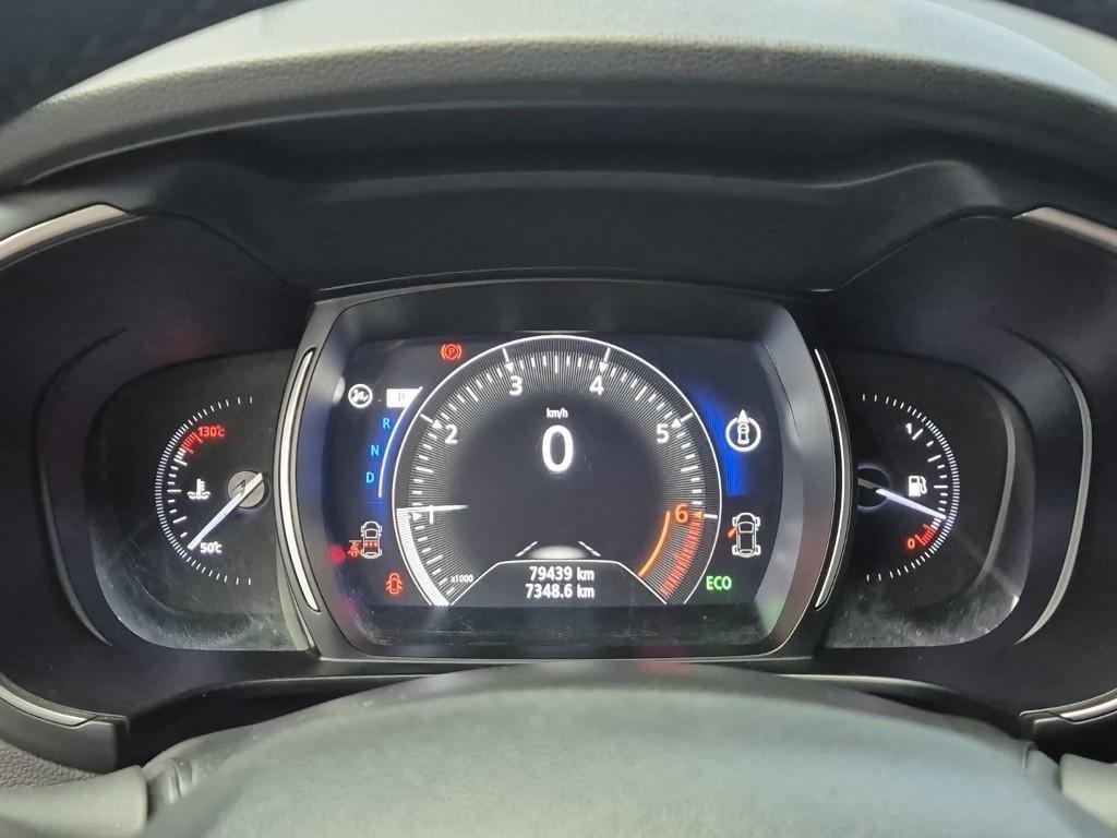 SAMSUNG QM6 - Vista 6