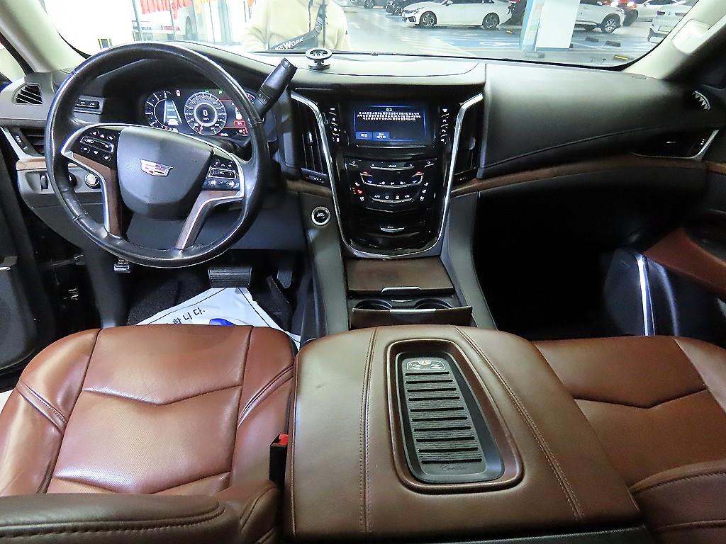 Cadillac Escalade - Vista 11