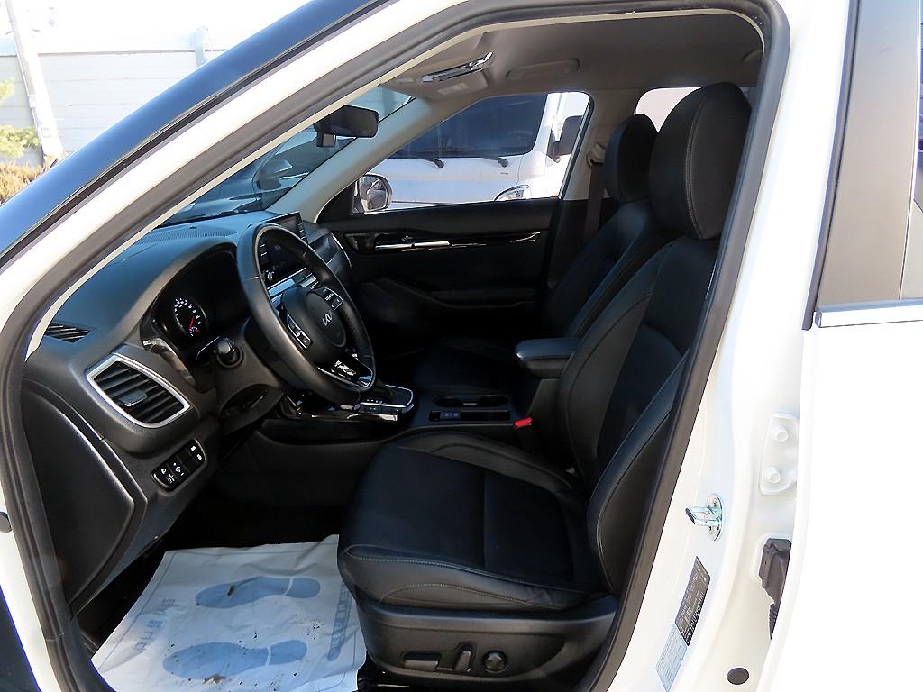 KIA Seltos - Vista 5