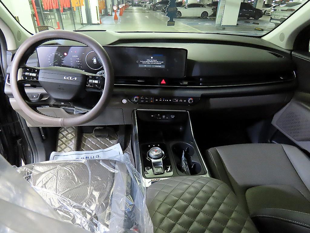 KIA Carnival - Vista 10