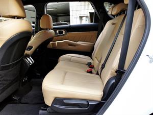 KIA Sorento - Vista 12