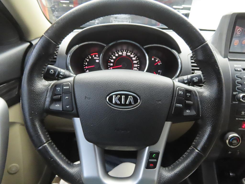 KIA Sorento - Vista 8