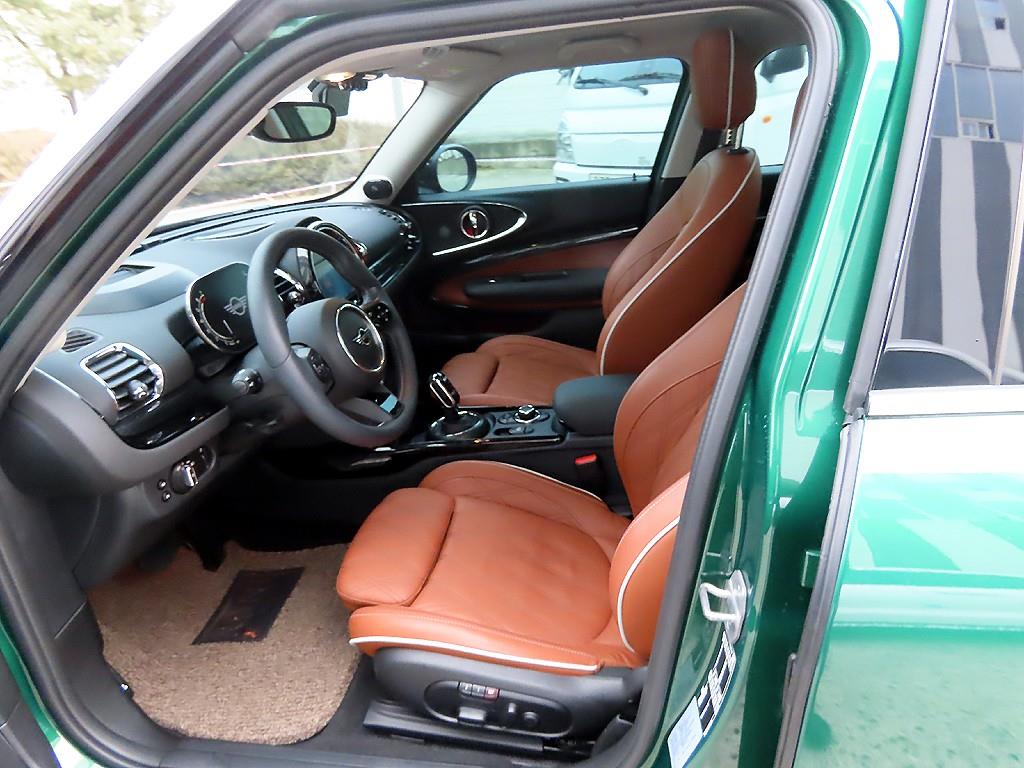 Mini Clubman - Vista 5