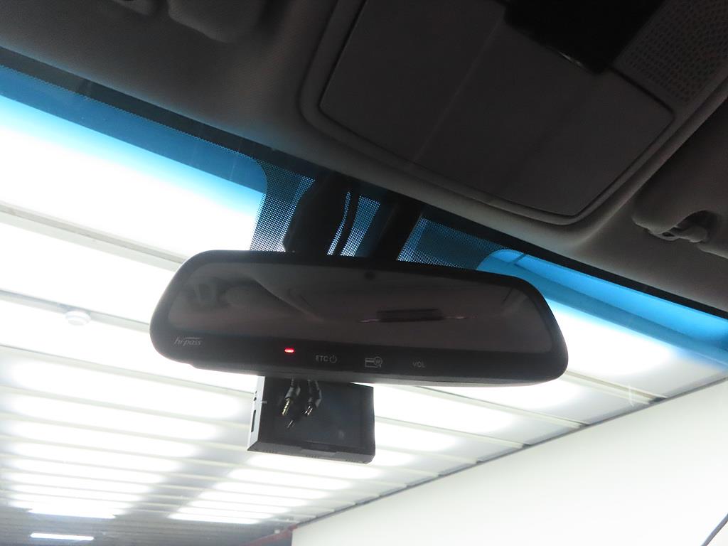 HYUNDAI Grandeur - Vista 12