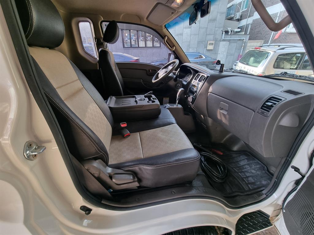 Small Truck Top_Wingbody 2018 Blanco - Importación desde Corea - HF Imports Iquique - Foto 15