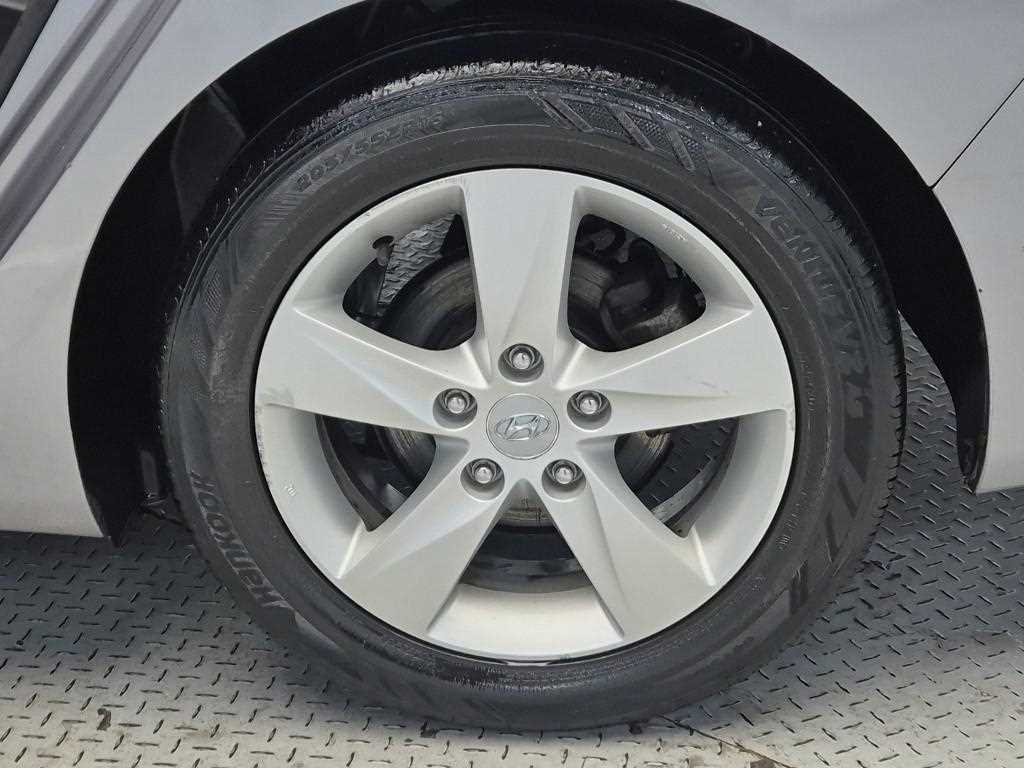 HYUNDAI Avante 2013 Gris - Importación desde Corea - HF Imports Iquique - Foto 19