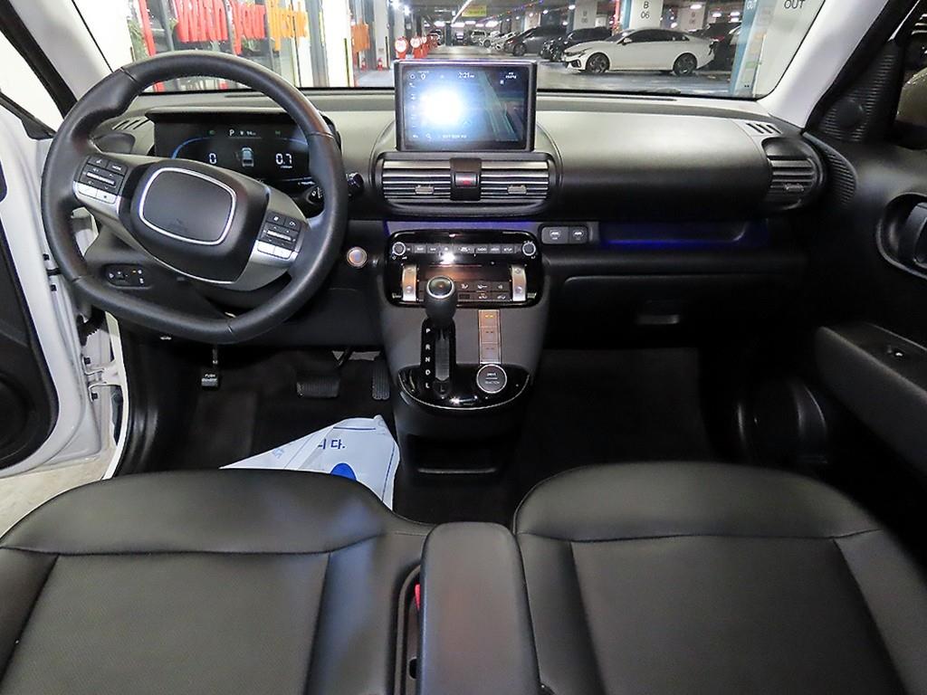 HYUNDAI Casper - Vista 10