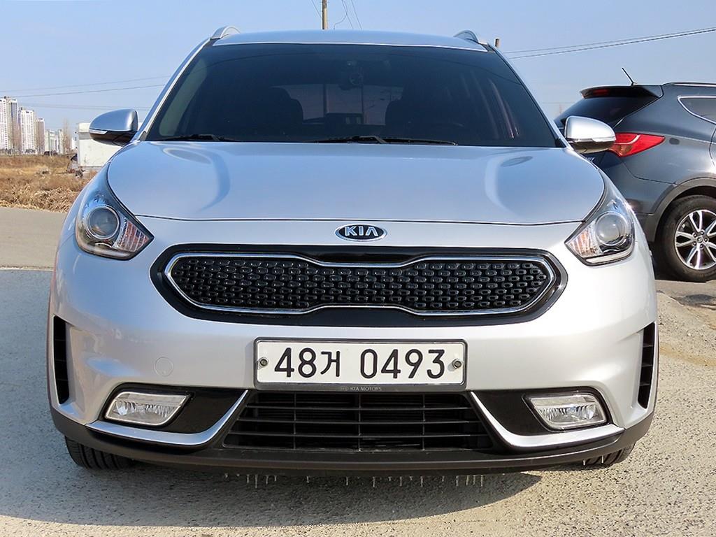 KIA Niro 2017 Plateado - Importación desde Corea - HF Imports Iquique - Foto 1