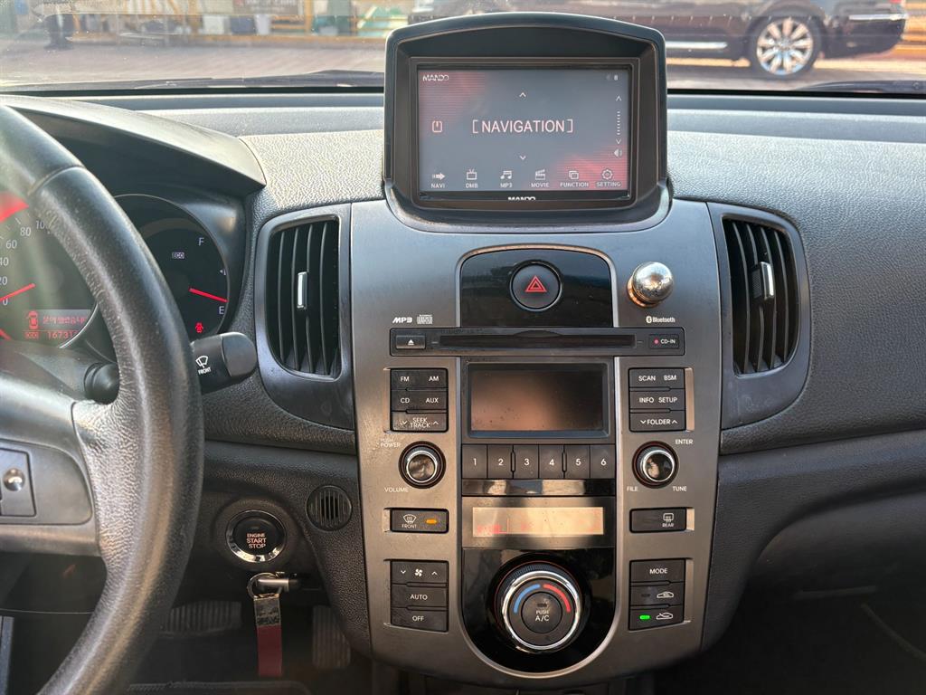 KIA Forte 2010 Blanco - Importación desde Corea - HF Imports Iquique - Foto 13