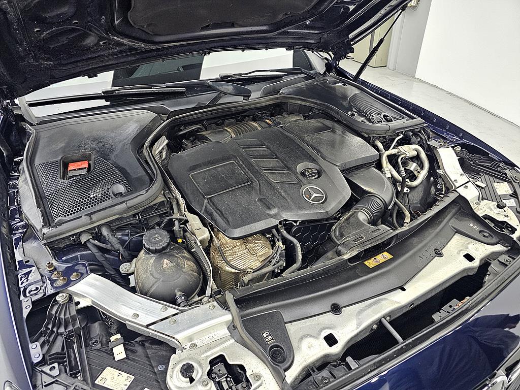 Mercedes Benz E class - Vista 6