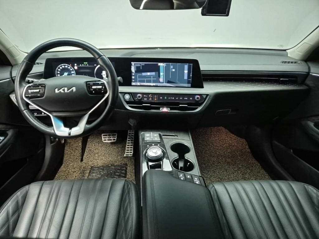 KIA K8 - Vista 7