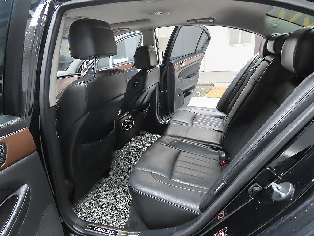 HYUNDAI Genesis 2012 Negro - Importación desde Corea - HF Imports Iquique - Foto 8