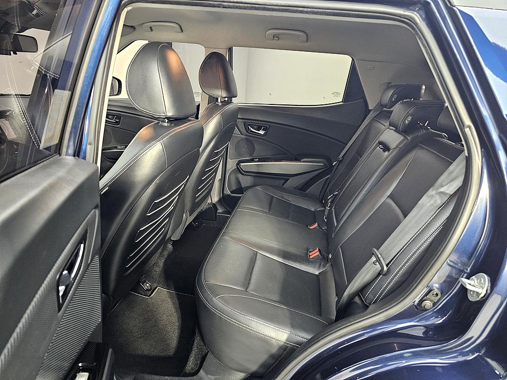 Ssangyong Tivoli - Vista 8