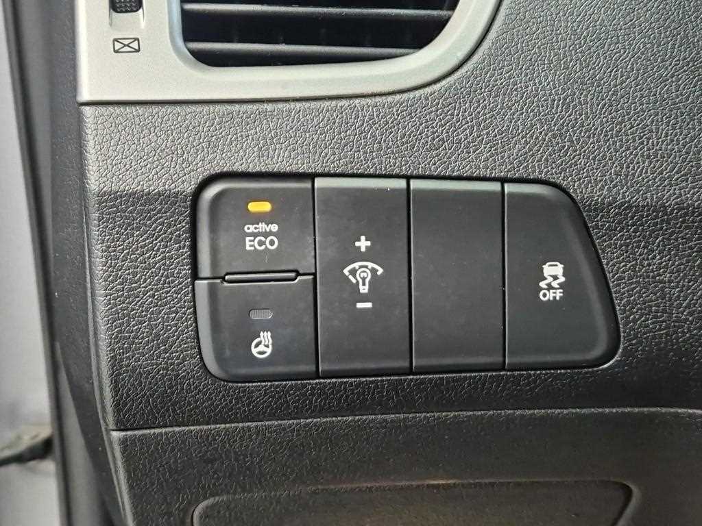 HYUNDAI Avante 2013 Gris - Importación desde Corea - HF Imports Iquique - Foto 15