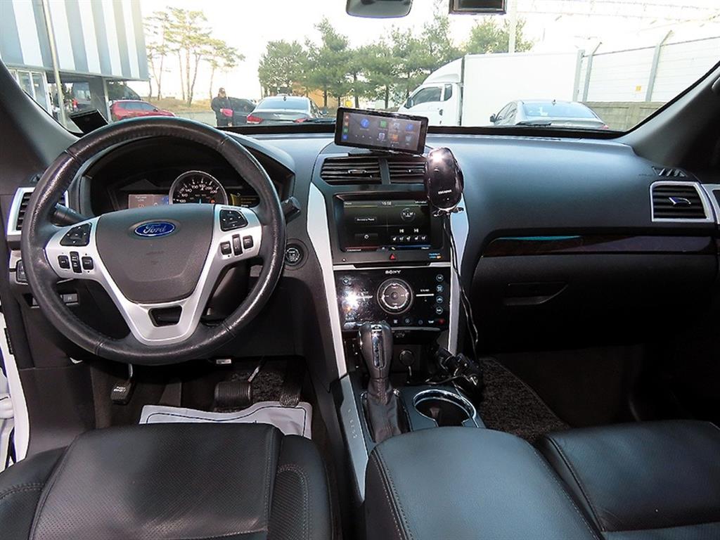 Ford Explorer - Vista 7