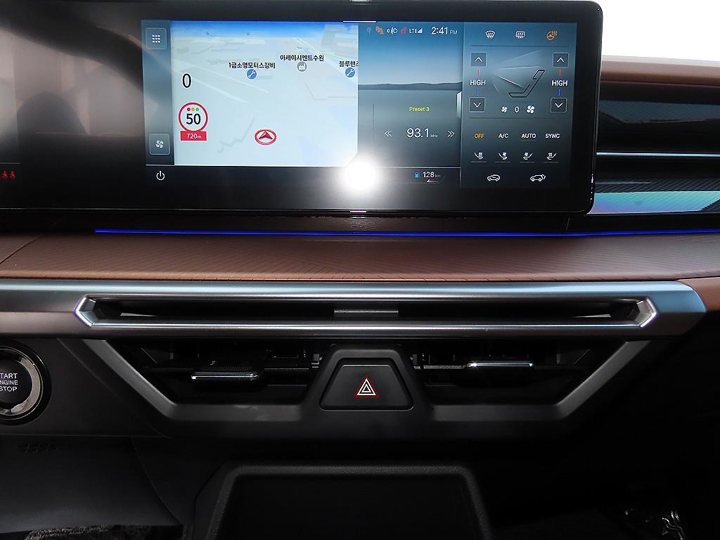 Ssangyong Torres - Vista 12