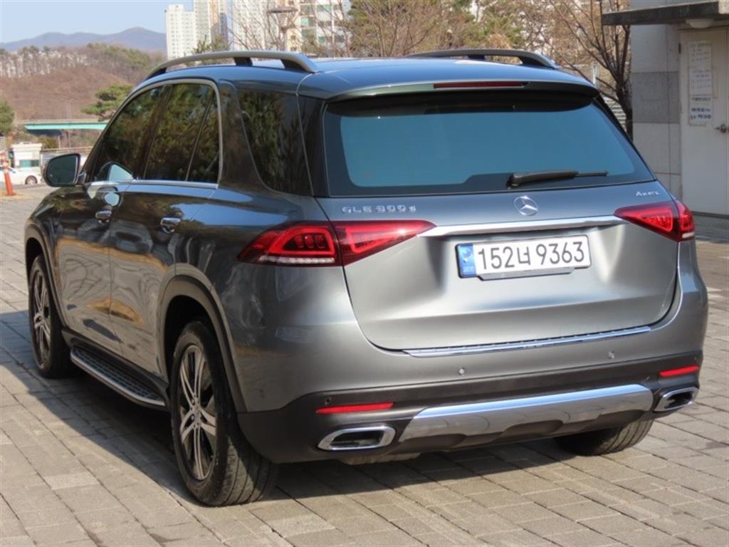 Mercedes Benz GLE Class - Vista 7