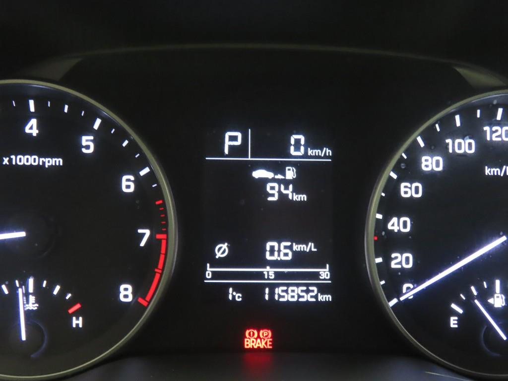 HYUNDAI Avante - Vista 8