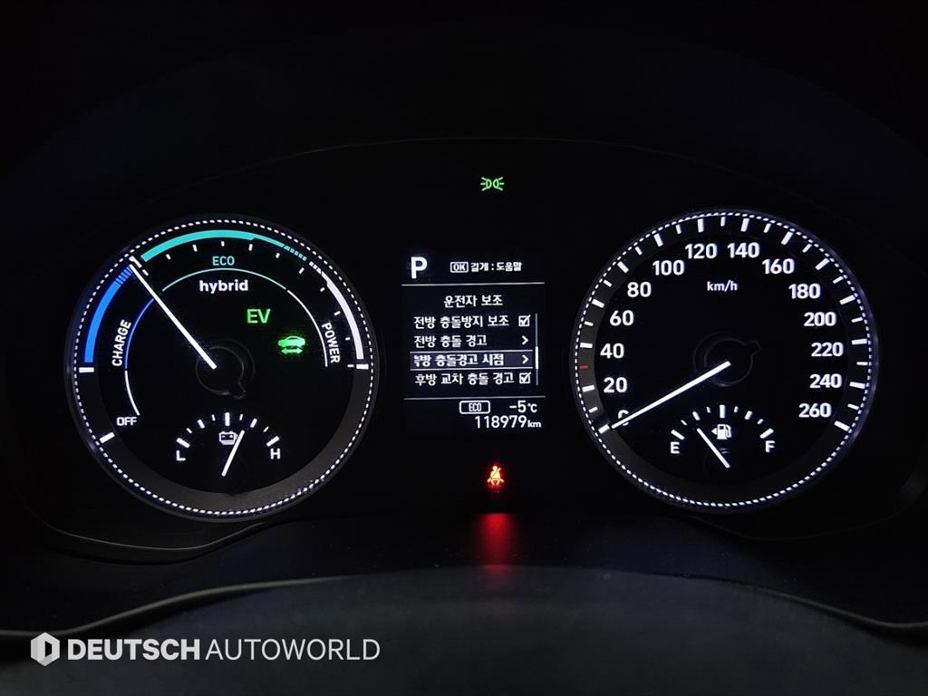 HYUNDAI Grandeur - Vista 5