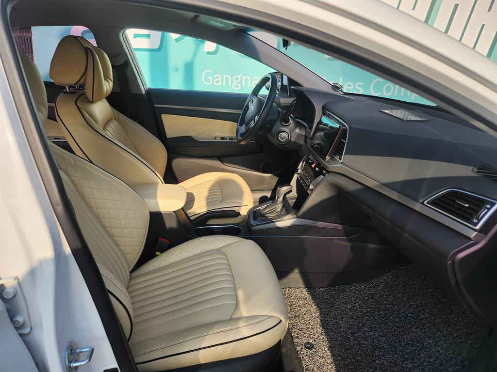 HYUNDAI Avante 2016 Blanco - Importación desde Corea - HF Imports Iquique - Foto 13