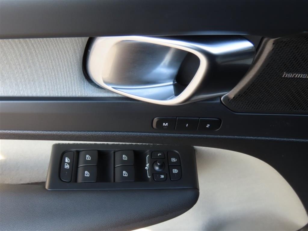 Volvo XC40 2025 - Importación desde Corea - HF Imports Iquique - Foto 12