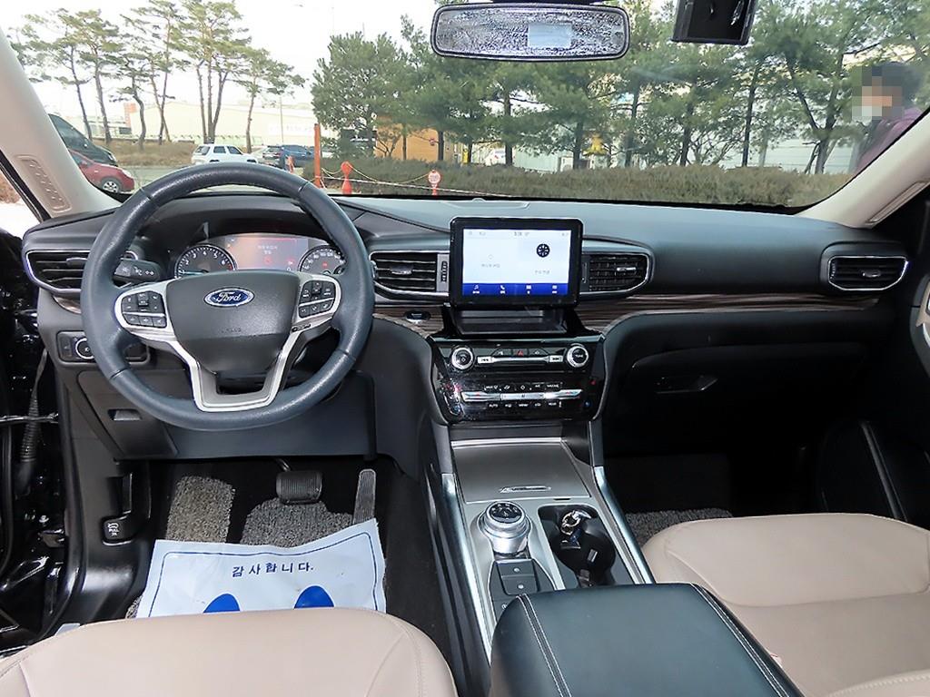 Ford Explorer - Vista 7