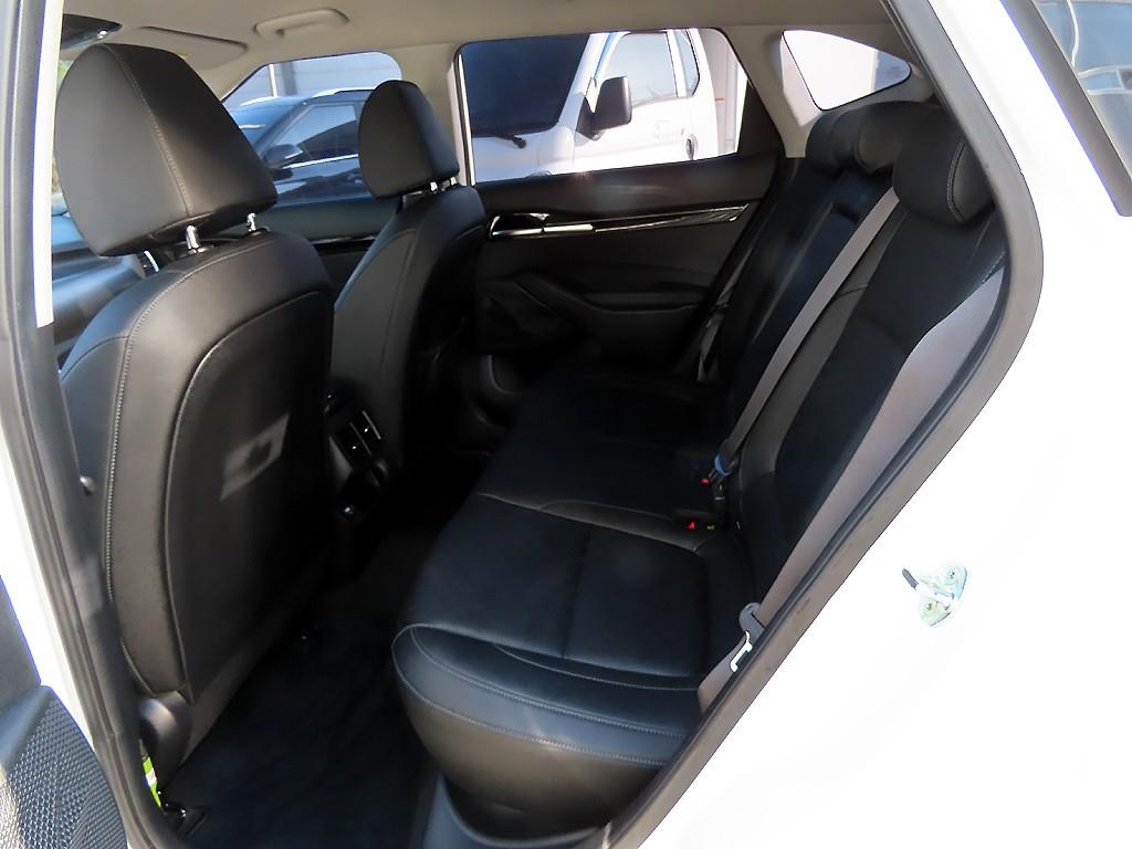 KIA Seltos - Vista 6