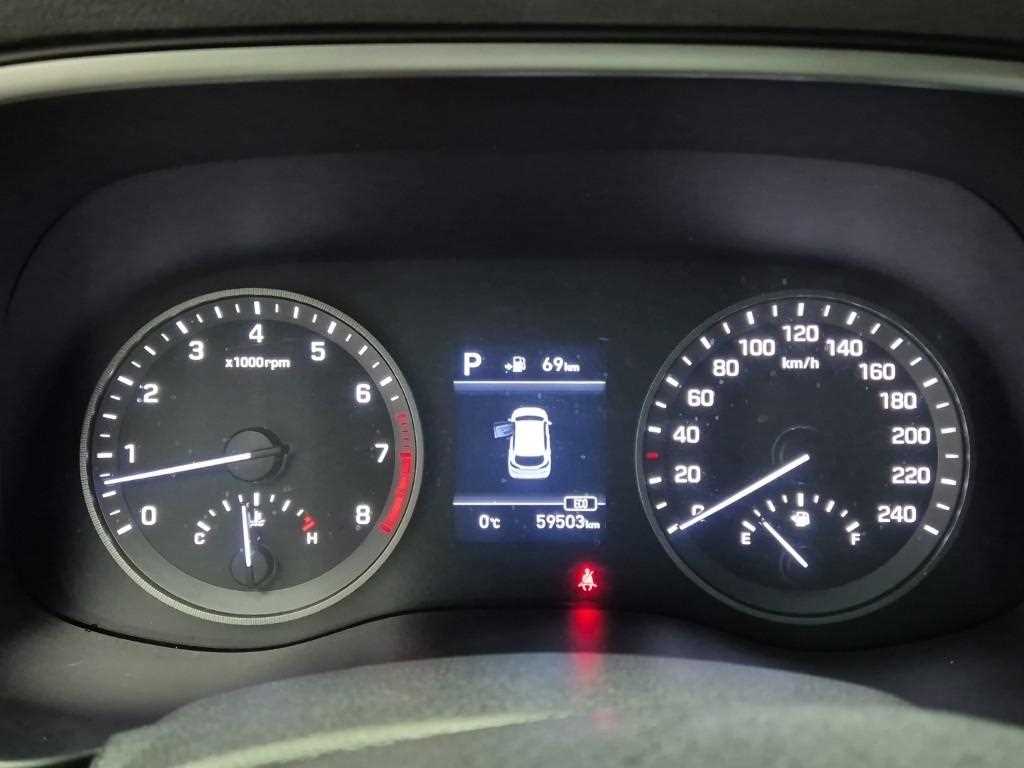 HYUNDAI Tucson - Vista 6