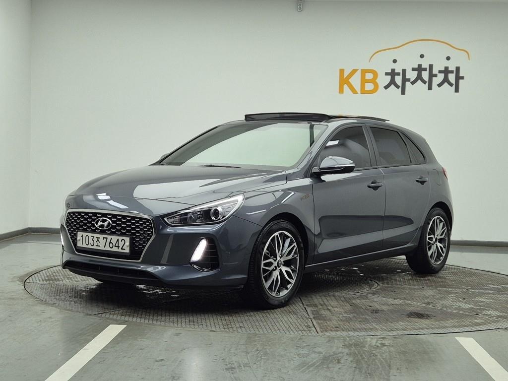 HYUNDAI i30 2018 Gris - Importación desde Corea - HF Imports Iquique - Foto 1