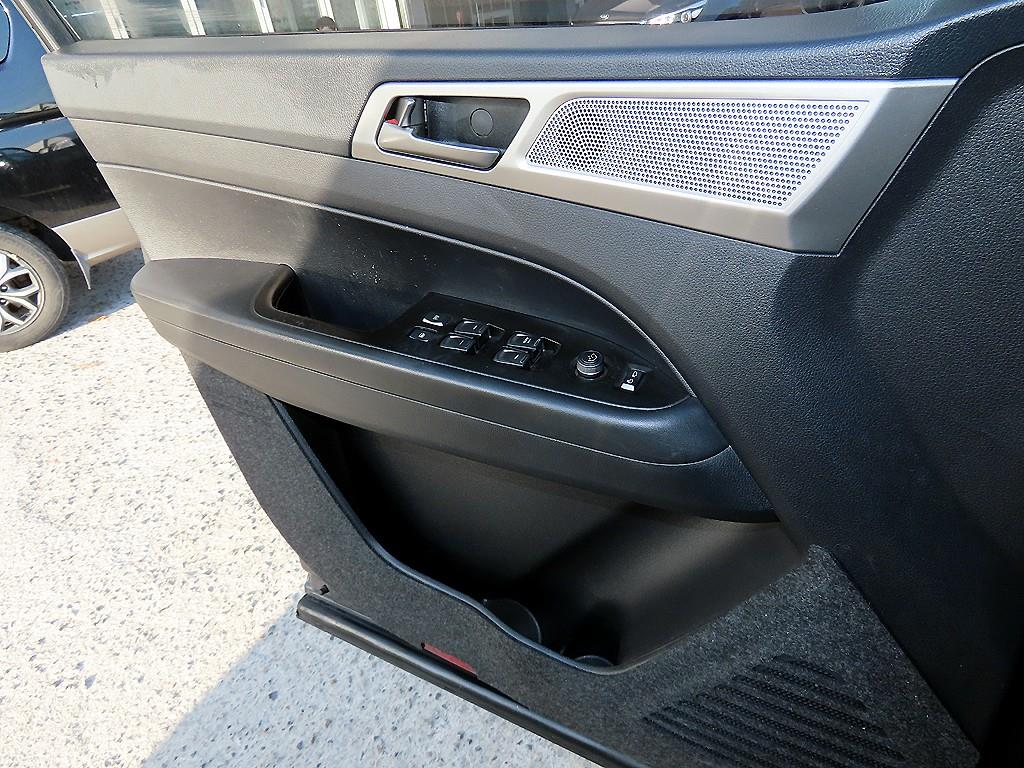 Ssangyong Rexton - Vista 6