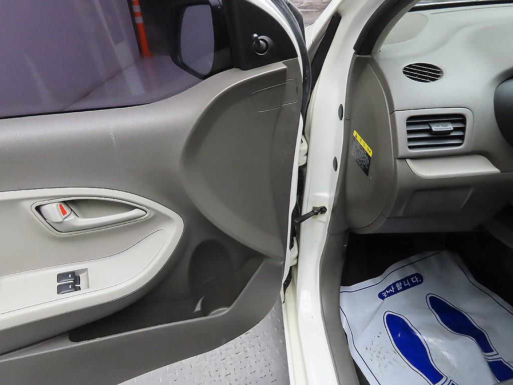 KIA Morning 2013 Blanco - Importación desde Corea - HF Imports Iquique - Foto 11