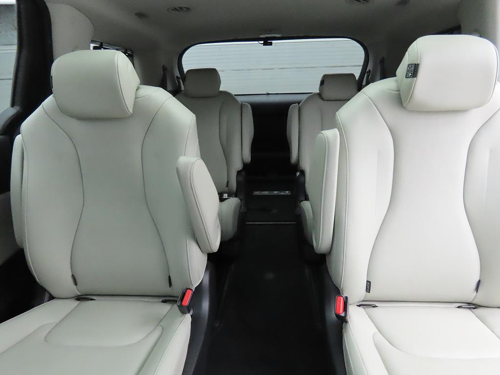 KIA Carnival - Vista 7