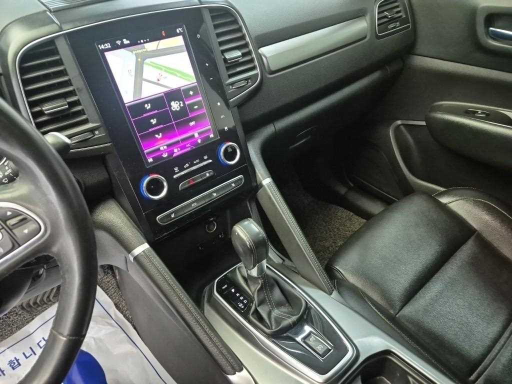 SAMSUNG QM6 - Vista 10