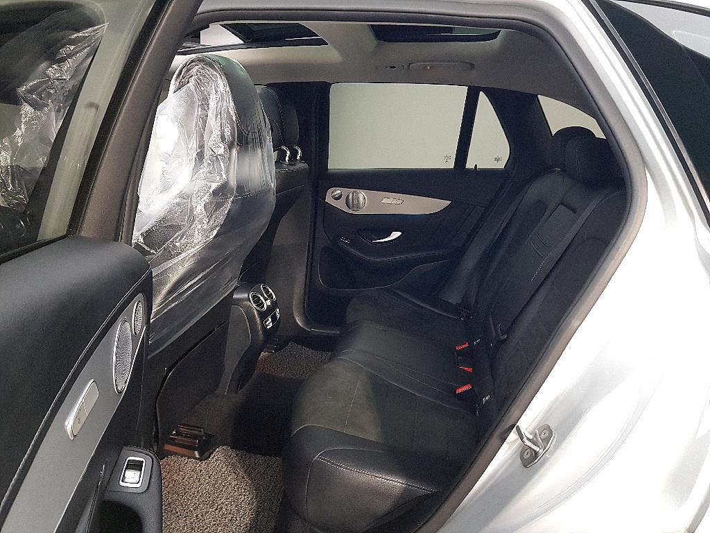 Mercedes Benz GLC Class - Vista 9