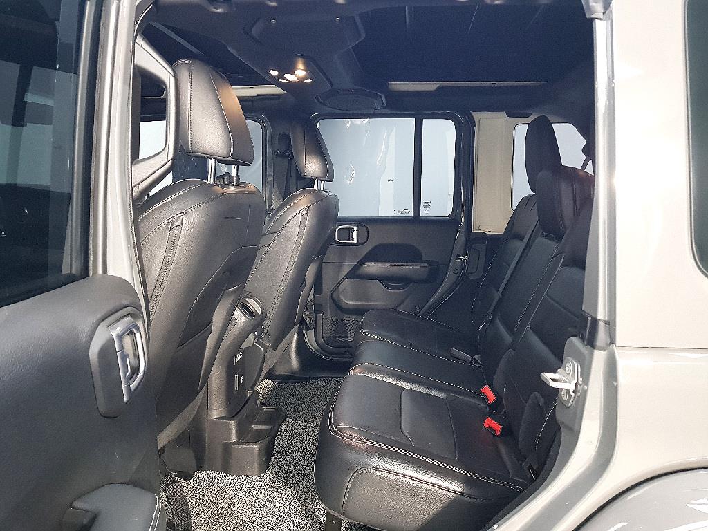 Jeep Wrangler - Vista 9