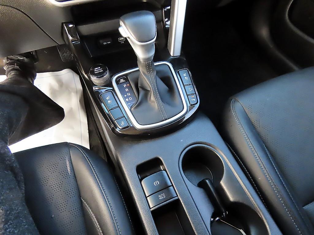 KIA Seltos - Vista 10