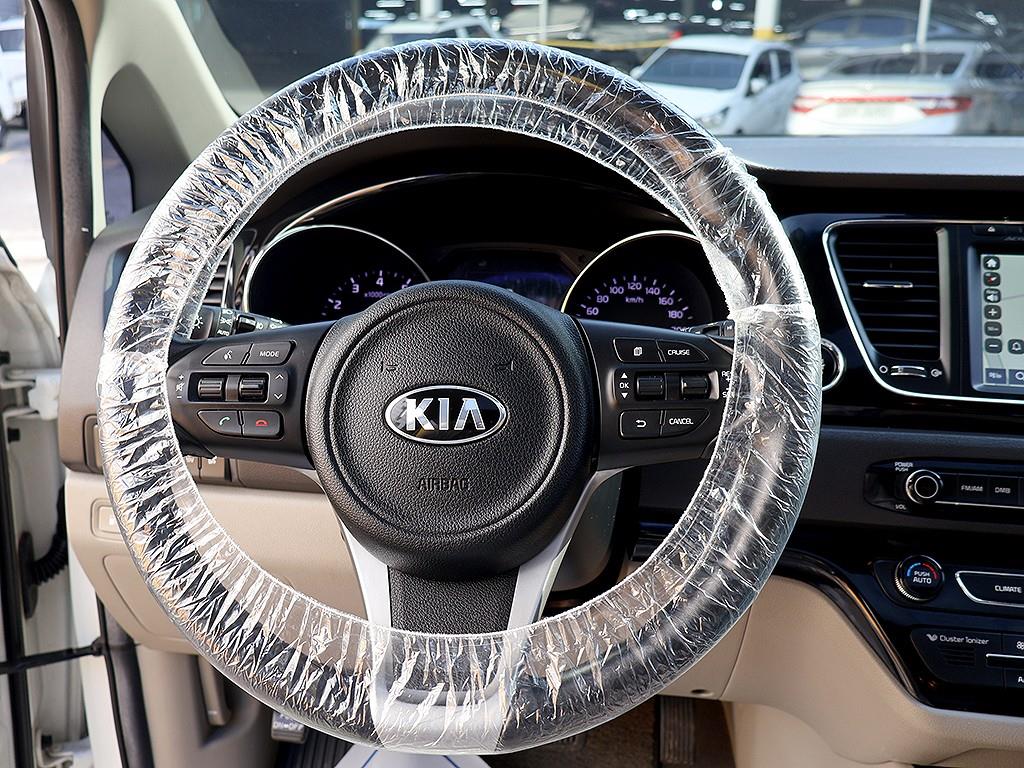 KIA Carnival 2016 Blanco - Importación desde Corea - HF Imports Iquique - Foto 8