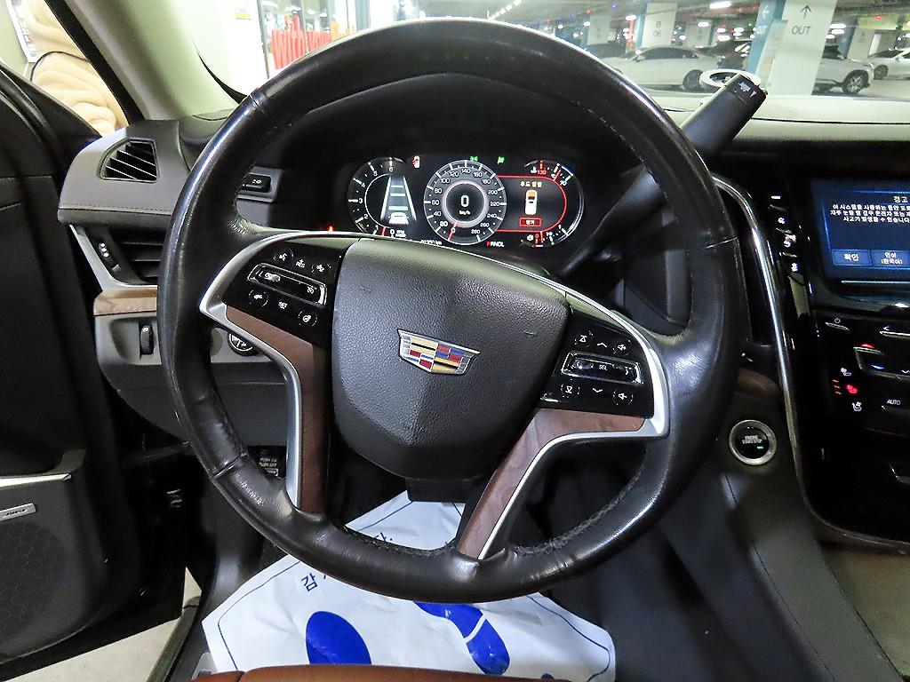 Cadillac Escalade - Vista 9