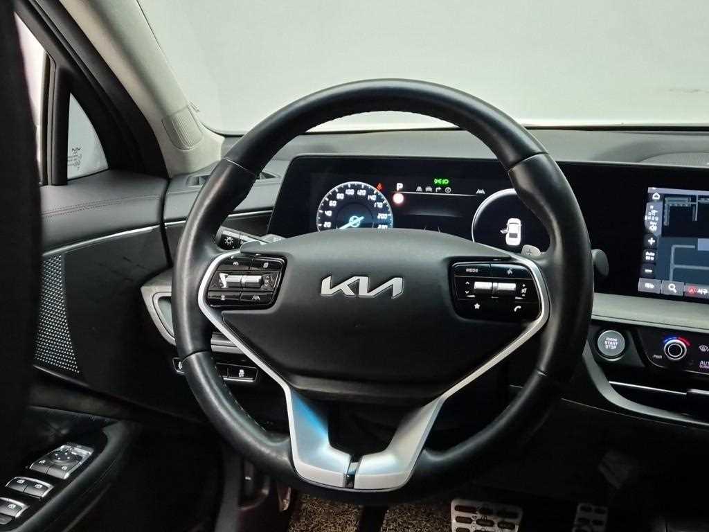 KIA K8 - Vista 9