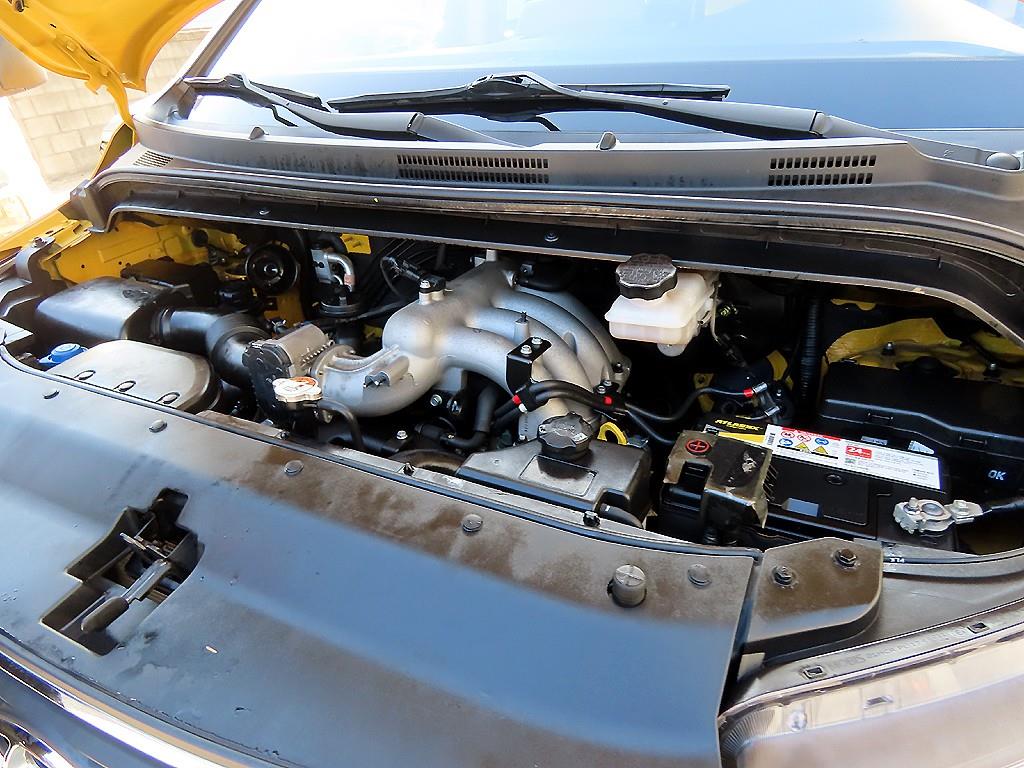 HYUNDAI Starex 2021 Amarillo - Importación desde Corea - HF Imports Iquique - Foto 19